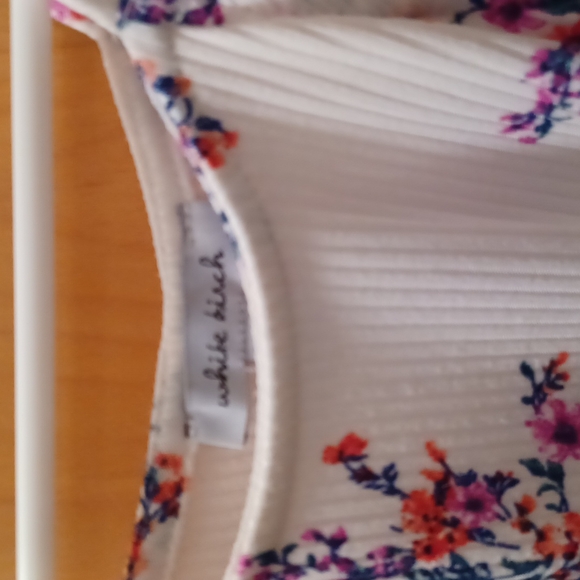 Tank top - Picture 3 of 3